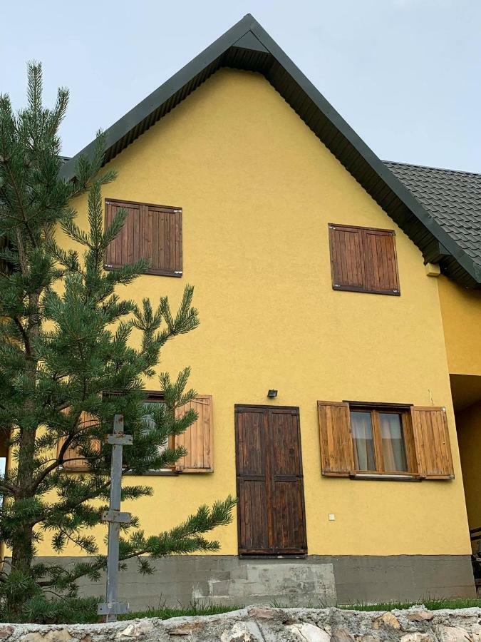 Apartments Darija Zabljak  Bagian luar foto